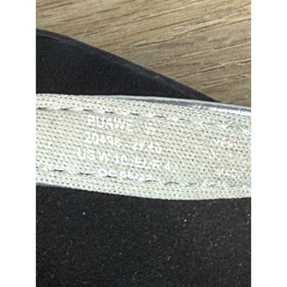 Olukai Women's Size 10 Silver Black Puawe Cushioned Recovery Sandals - Picture 10 of 10